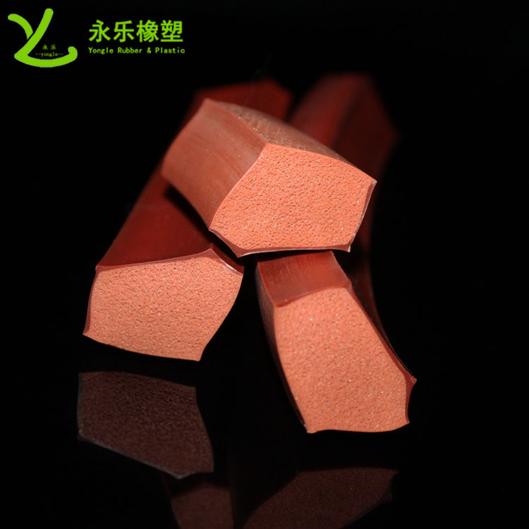 擠出復合發(fā)泡硅膠條，耐高溫復合發(fā)泡硅膠條，耐老化復合發(fā)泡硅膠條