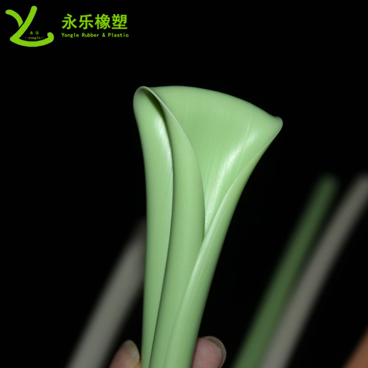 硅膠吸管，擠出異形硅膠吸管，食品級硅膠吸管